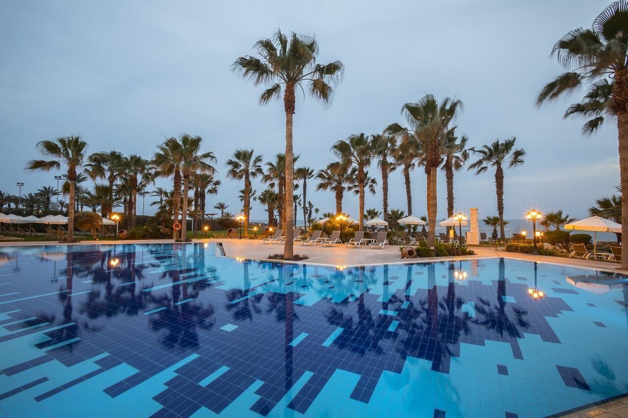 Ξενοδοχείο Aquamare & 4*