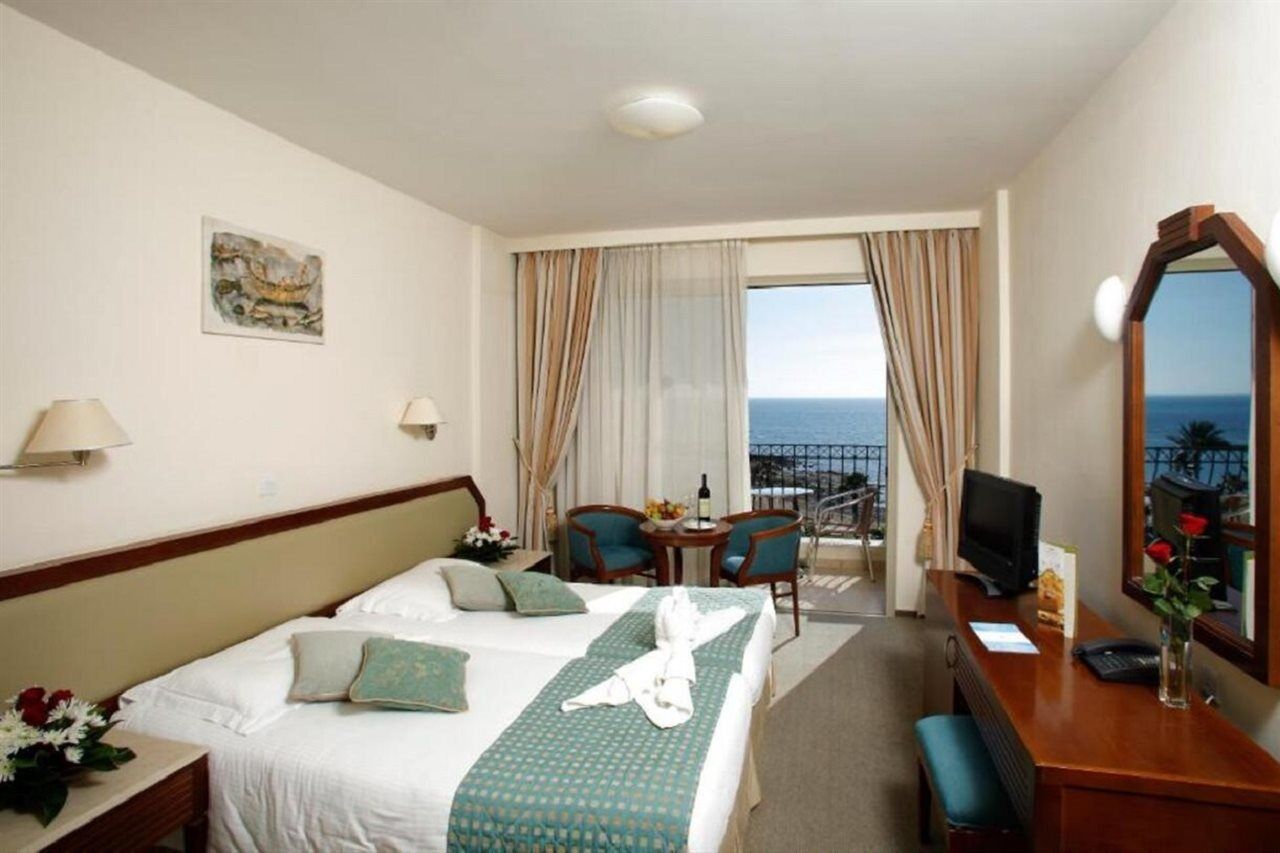 Aquamare & Ξενοδοχείο 4*